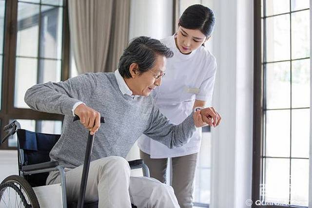 老人護理簡介 老人護理服務介紹